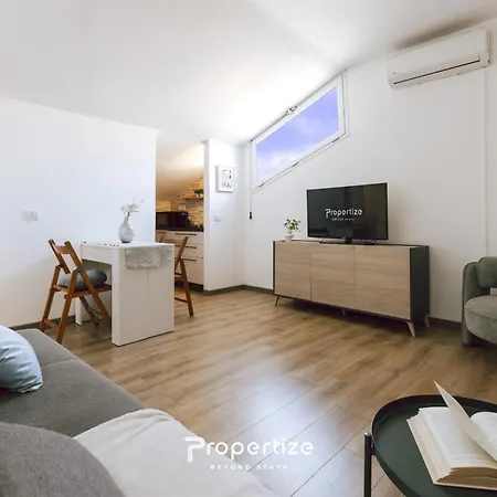 Apartment Mansarda Con Vista A By Propertize